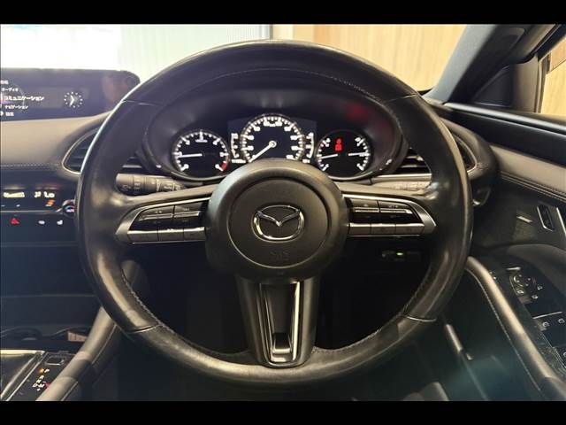 MAZDA3 FASTBACK