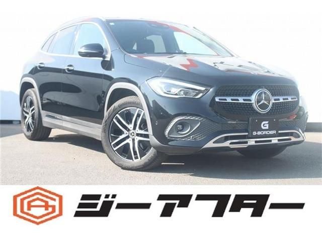 MERCEDES BENZ GLA class