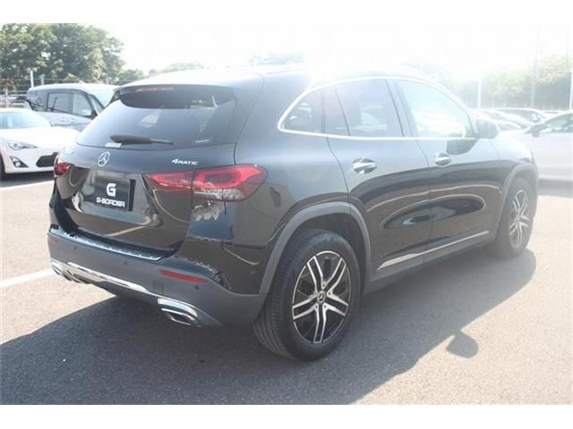 MERCEDES BENZ GLA class