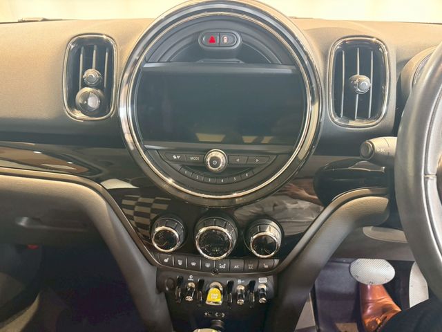 BMW MINI COOPER S E CROSSOVER