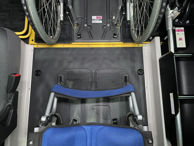 REGIUSACE van 2WD