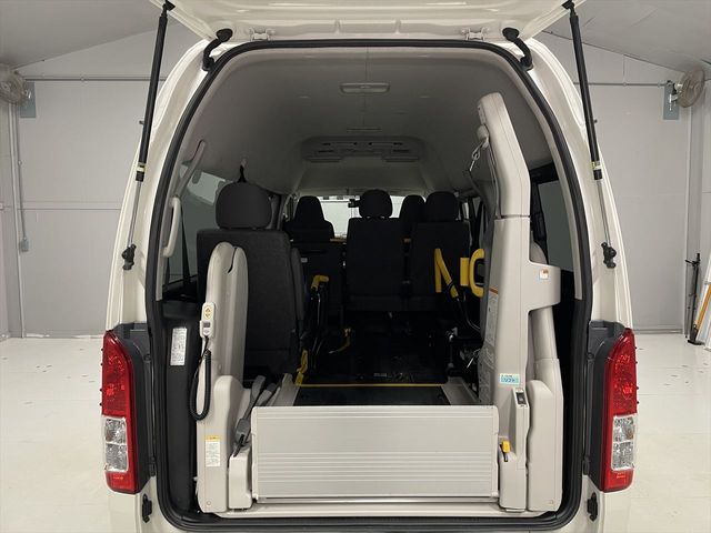 REGIUSACE van 2WD