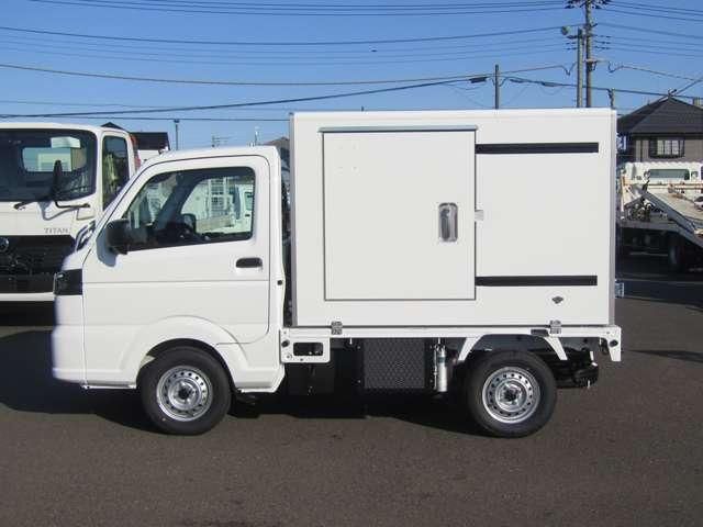 CARRY truck