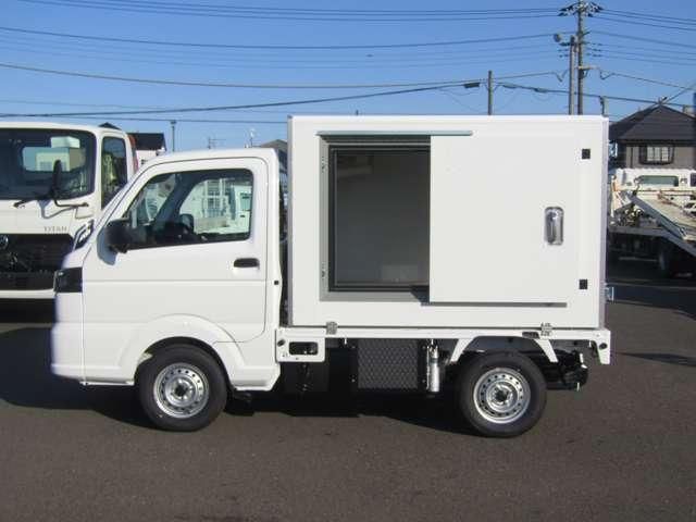 CARRY truck
