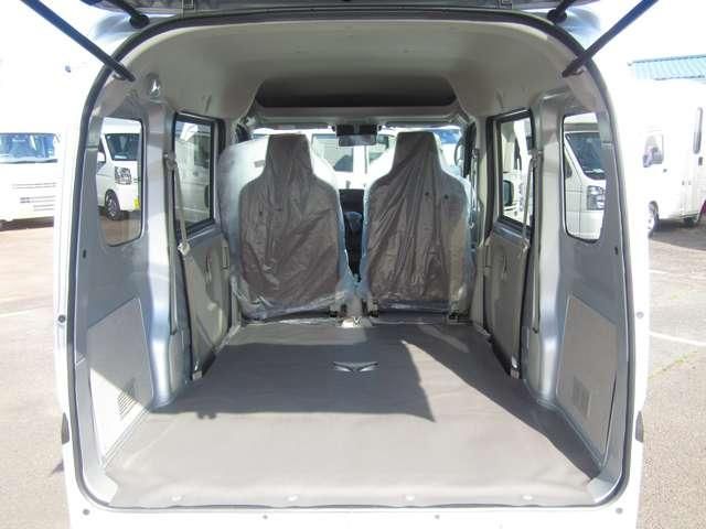MINICAB van