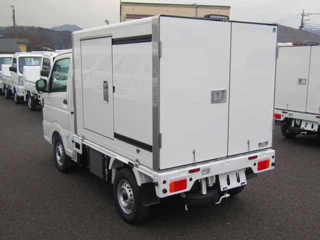 CARRY truck