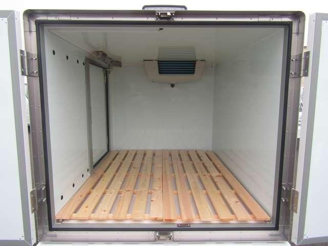 CARRY truck