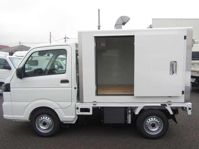 CARRY truck