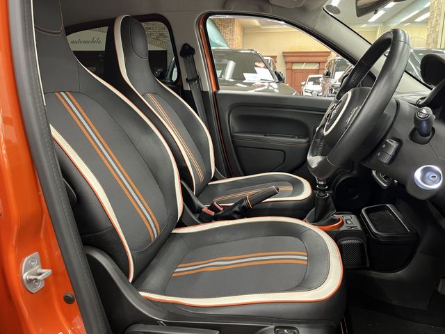 RENAULT TWINGO
