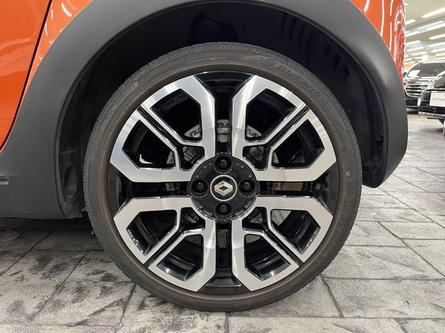 RENAULT TWINGO