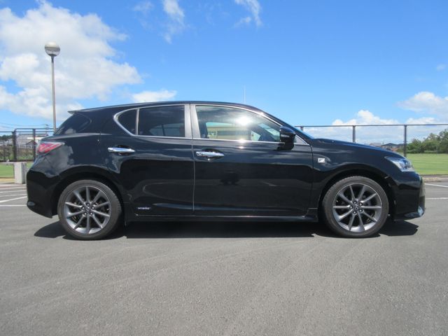 LEXUS CT200h