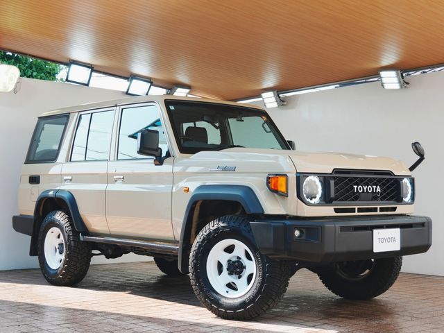 LANDCRUISER 70
