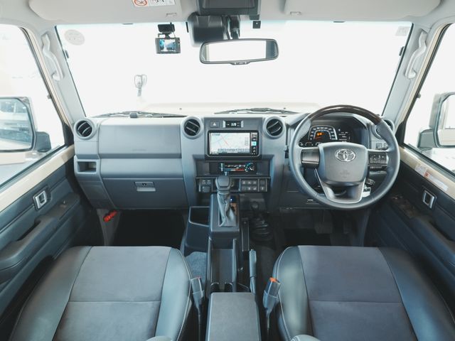 LANDCRUISER 70