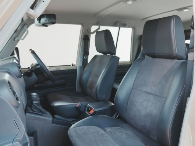 LANDCRUISER 70