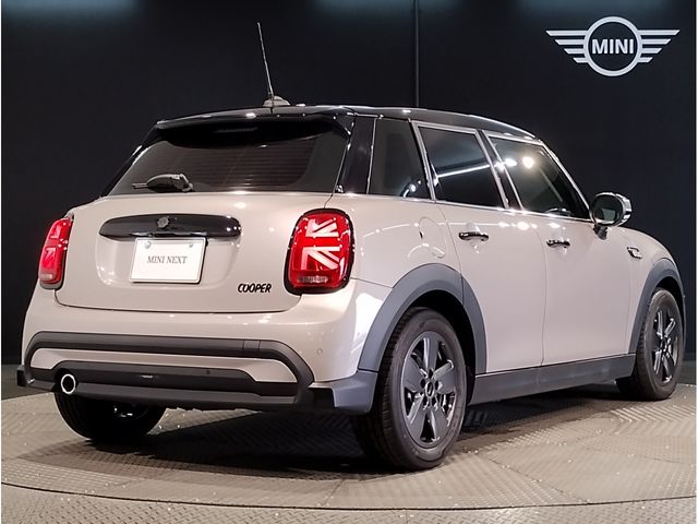 MINI COOPER 5DOOR