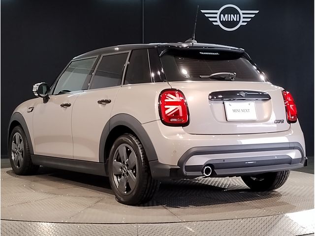 MINI COOPER 5DOOR