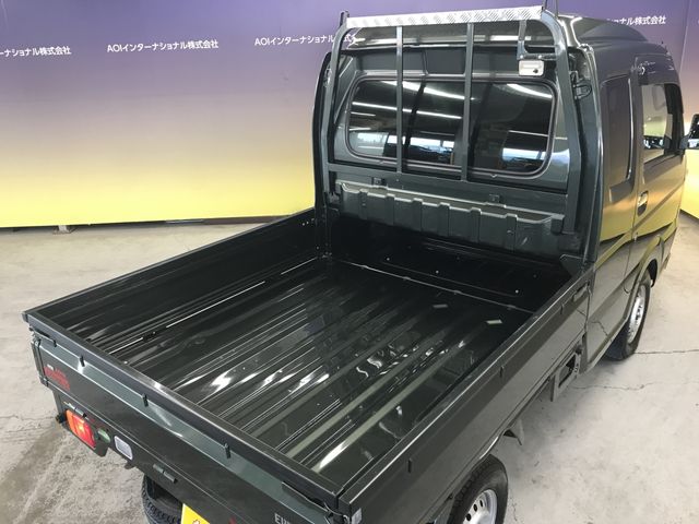 Super CARRY truck 4WD