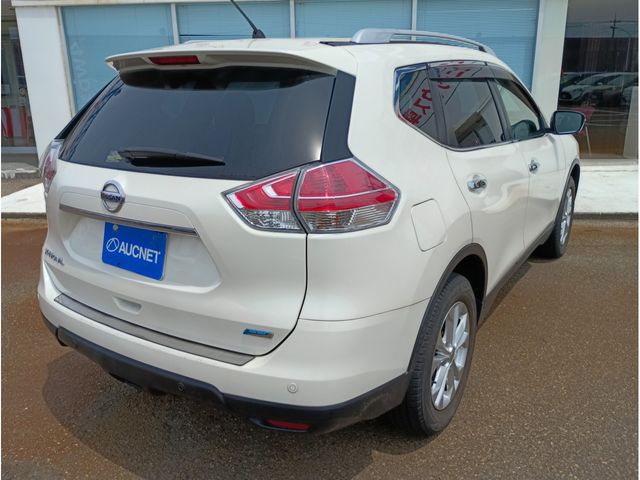 X-TRAIL 2WD