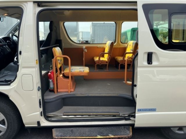HIACE wagon 4WD