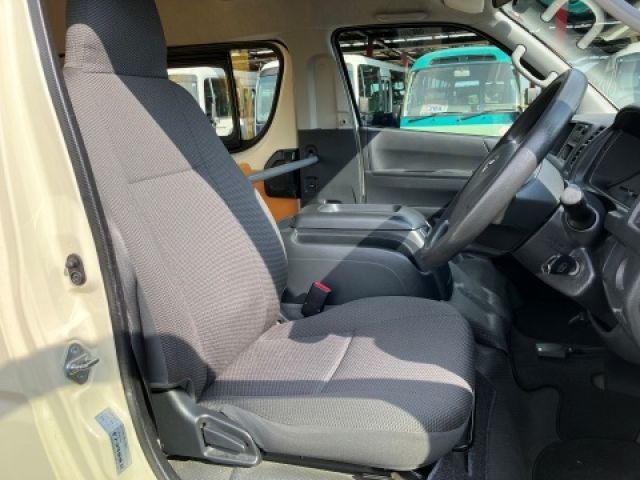 HIACE wagon 4WD