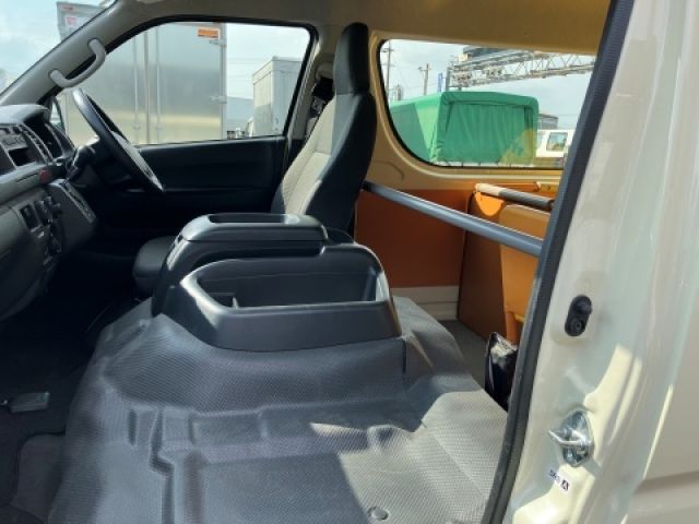 HIACE wagon 4WD