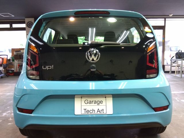VOLKSWAGEN up!