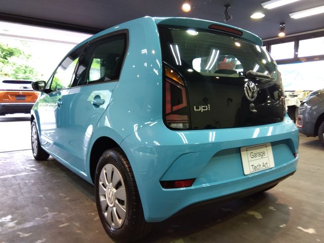 VOLKSWAGEN up!