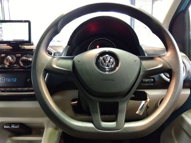 VOLKSWAGEN up!