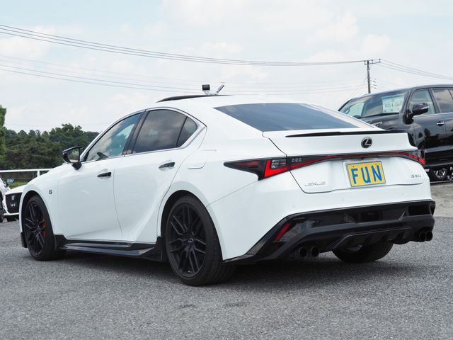 LEXUS IS350