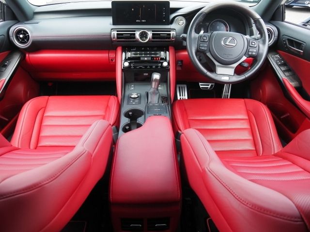 LEXUS IS350