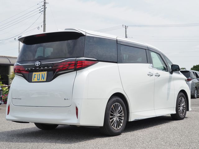 ALPHARD hybrid