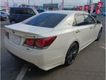CROWN sedan hybrid