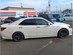 CROWN sedan hybrid