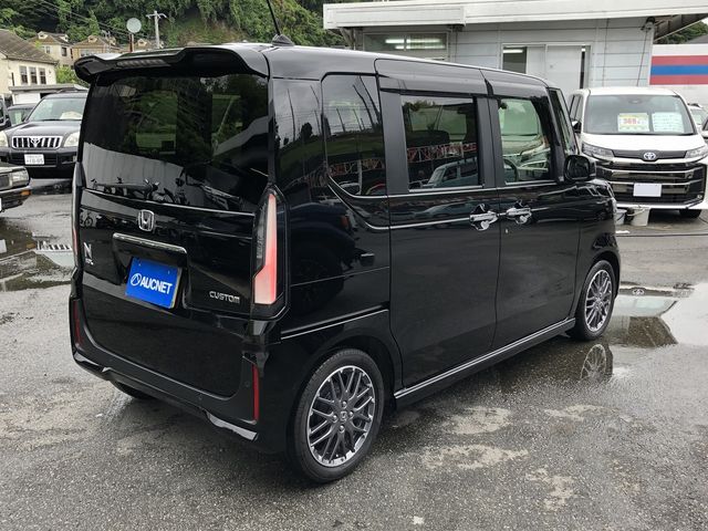 N BOX CUSTOM