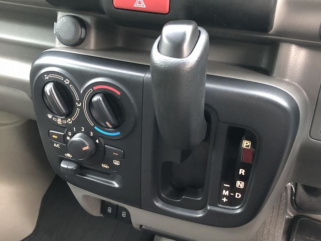 NV100 CLIPPER
