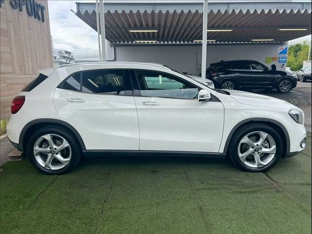 MERCEDES BENZ GLA class