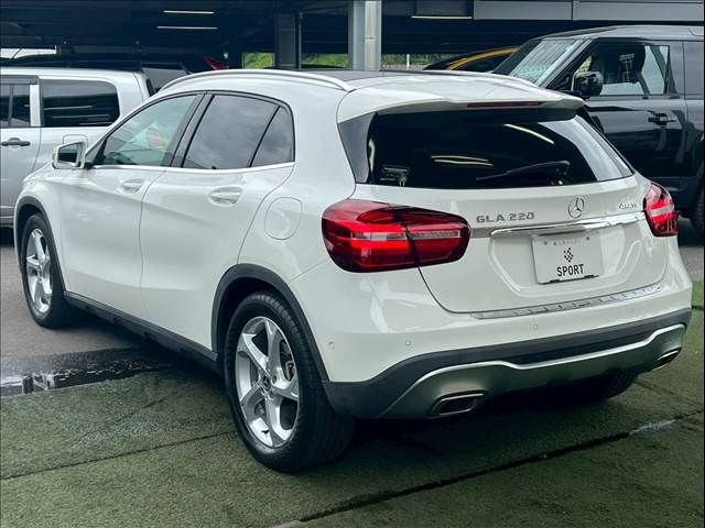 MERCEDES BENZ GLA class