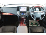 CROWN MAJESTA HYBRID 4WD