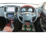 CROWN MAJESTA HYBRID 4WD