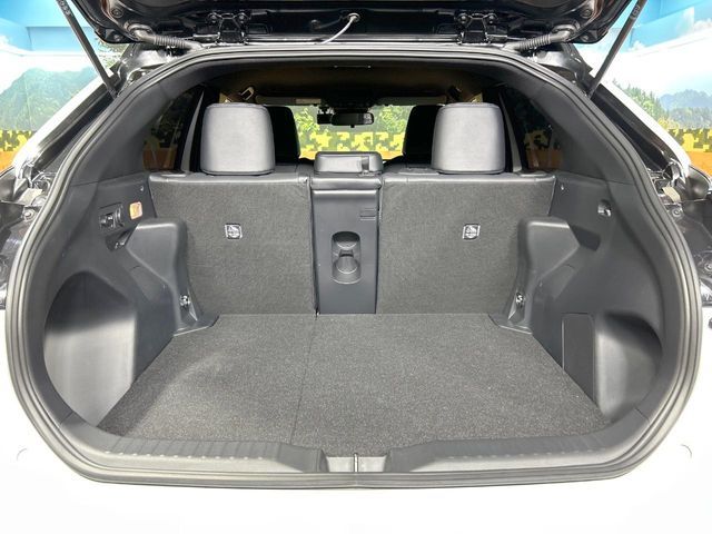 YARIS CROSS HYBRID