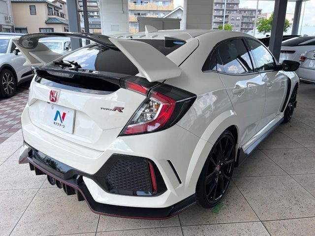 CIVIC hatchback