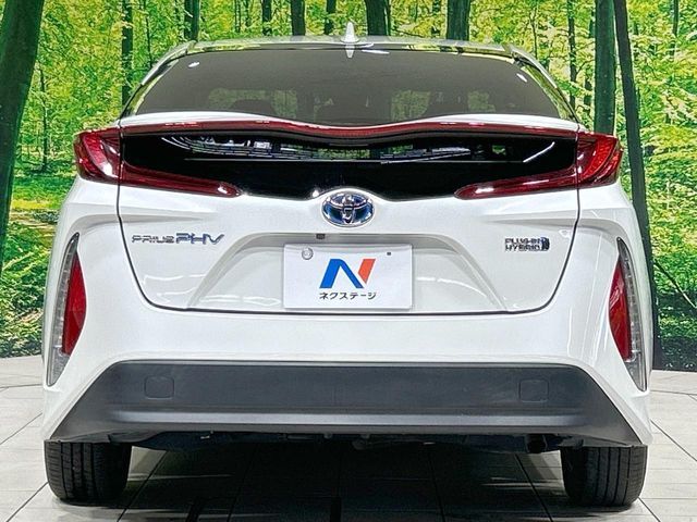 PRIUS PHV