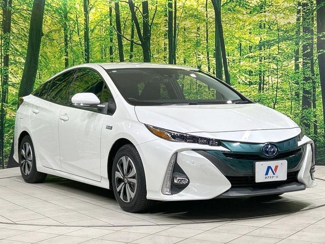 PRIUS PHV