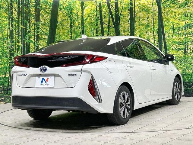 PRIUS PHV