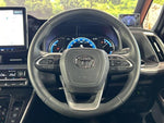 VOXY HYBRID