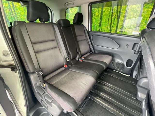 SERENA  S-HYBRID 4WD