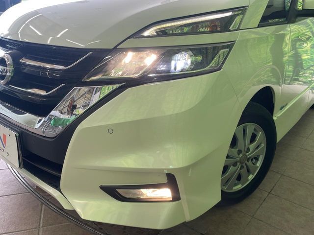 SERENA  S-HYBRID 4WD