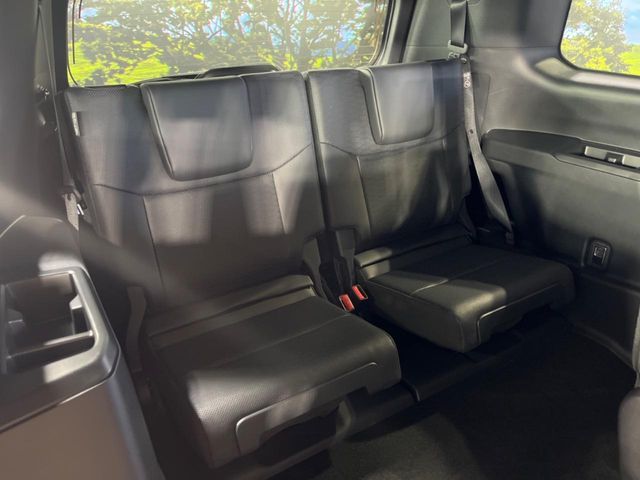 LANDCRUISER 250