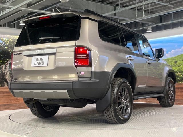 LANDCRUISER 250