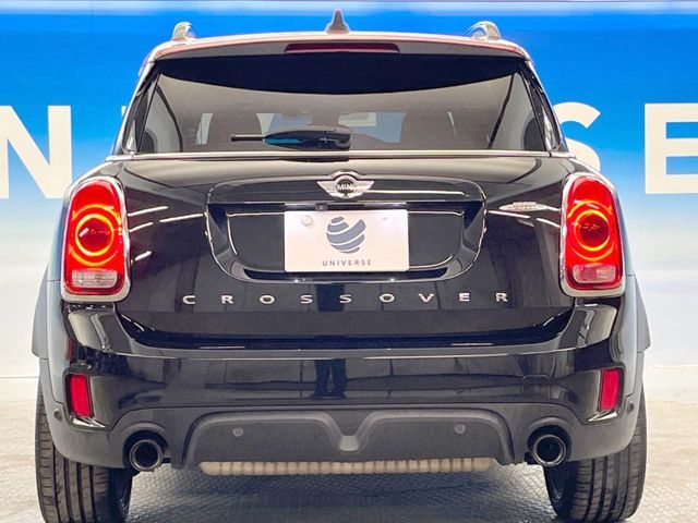BMW MINI CROSSOVER